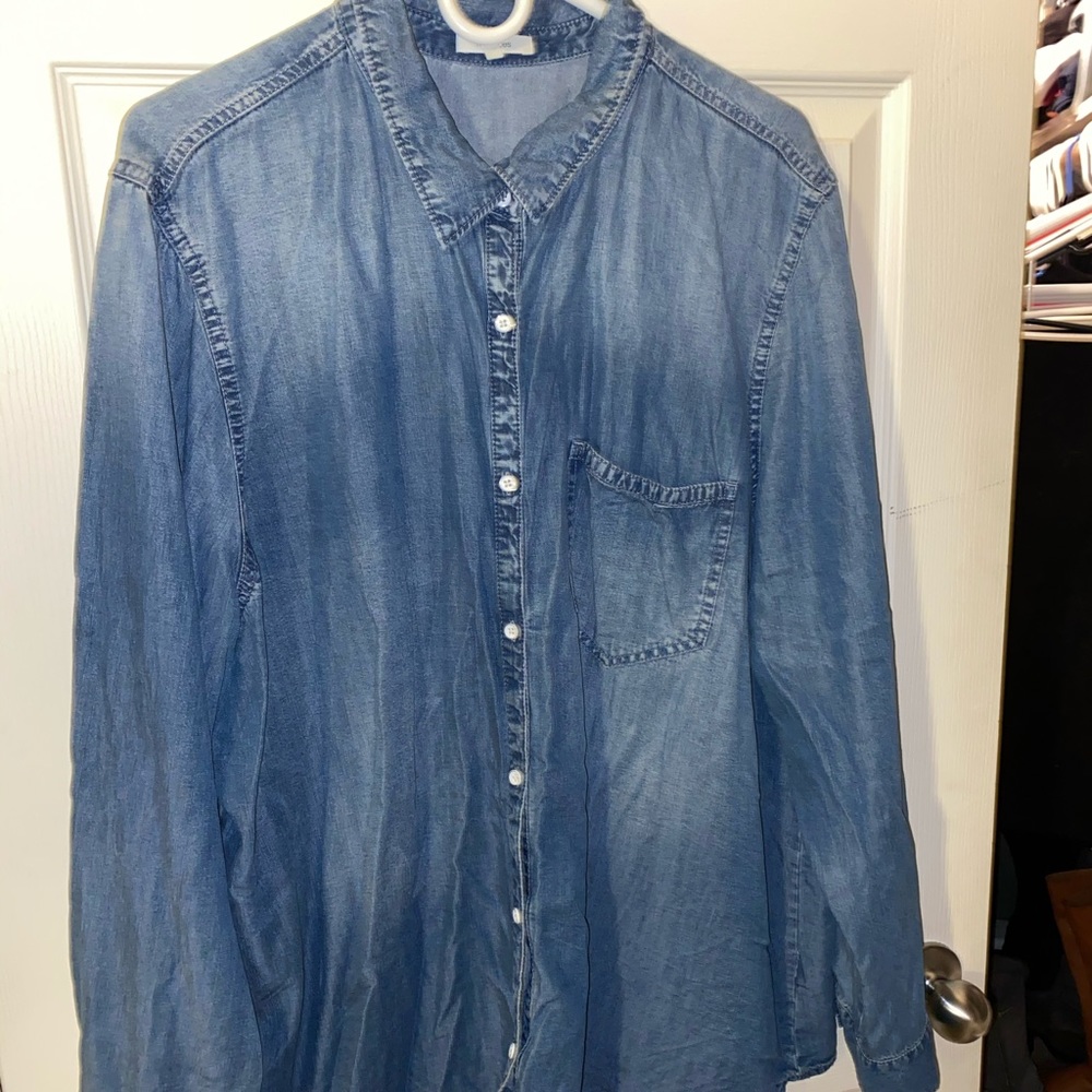 Denim long-sleeve button down shirt